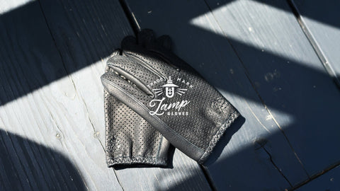 Lamp gloves "PUNCHING GLOVE BLACK" 発売決定